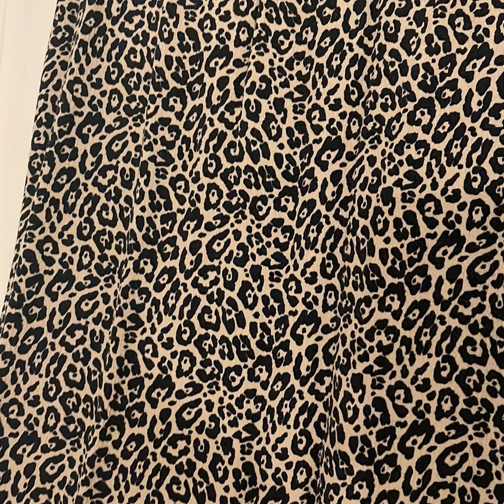 Cheetah High Waisted Midi Skirt - Picture 2 of 2
